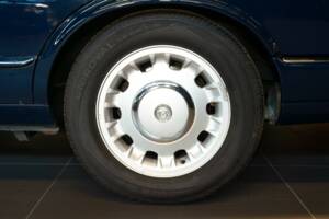 Bild 15/50 von Daimler Super V8 (1997)