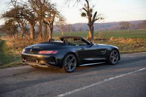 Image 4/23 de Mercedes-AMG GT-C Roadster (2017)
