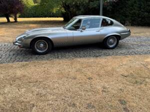 Afbeelding 9/30 van Jaguar E-Type V12 (2+2) (1974)