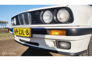 Afbeelding 5/36 van BMW 325ix Touring (1991)