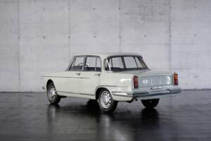 Image 2/48 of Alfa Romeo 2600 Berlina (1962)