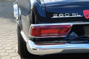 Immagine 41/66 di Mercedes-Benz 280 SL (1969)