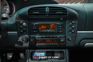 Imagen 21/24 de Porsche 911 Carrera "40 Jahre 911" (2003)