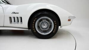 Image 7/15 of Chevrolet Corvette Stingray (1969)