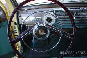 Image 28/50 of Lincoln Zephyr (1947)