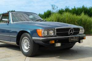 Image 25/50 de Mercedes-Benz 450 SL (1977)