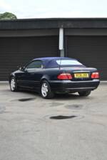 Image 40/50 of Mercedes-Benz CLK 230 Kompressor (2002)