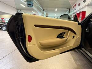 Bild 6/21 von Maserati GranCabrio Sport (2016)