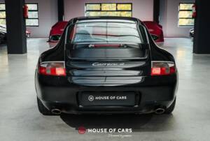 Bild 8/24 von Porsche 911 Carrera 4 (2000)