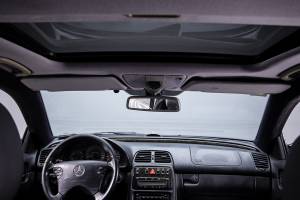 Immagine 20/38 di Mercedes-Benz CLK 55 AMG (2000)