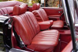 Afbeelding 4/14 van Mercedes-Benz 280 SE 3,5 (1970)