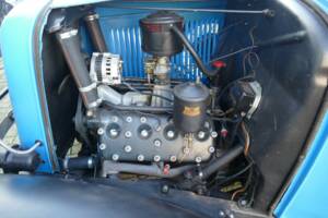 Bild 12/15 von Ford V8 Modell 46 Pick Up (1933)