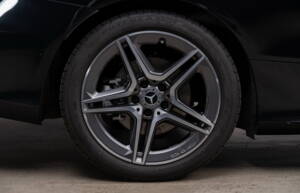 Bild 35/41 von Mercedes-Benz C 300 (2023)