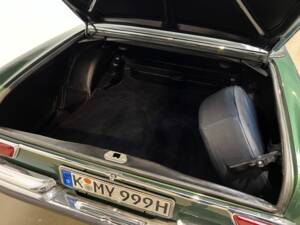 Imagen 22/32 de Mercedes-Benz 280 SE 3,5 (1969)