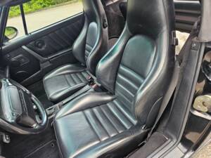 Bild 8/10 von Porsche 911 Carrera 2 (1992)