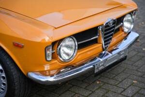 Image 25/38 of Alfa Romeo Giulia GT 1300 Junior (1968)