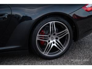 Bild 25/39 von Porsche 911 Carrera 4 (2006)