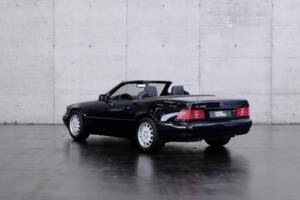 Image 4/46 of Mercedes-Benz SL 320 (1998)