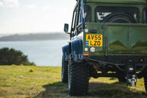 Image 18/31 de Land Rover Defender 110 (2005)