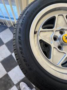 Image 32/114 de Ferrari 308 GTS Quattrovalvole (1985)