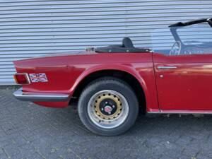 Bild 8/8 von Triumph TR 6 (1974)