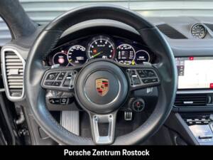 Imagen 6/31 de Porsche Cayenne Turbo S E-Hybrid (2020)