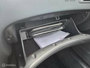 Image 28/40 of Volvo V 70 2.5T (2004)