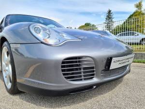 Bild 17/23 von Porsche 911 Carrera 4S (2003)