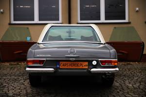 Afbeelding 4/38 van Mercedes-Benz 280 SL (1969)