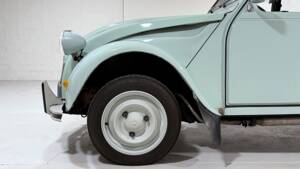 Image 9/38 of Citroën 2 CV 6 (1982)