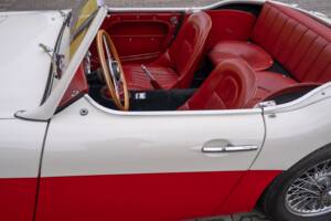 Image 48/72 de Austin-Healey 3000 Mk II (BJ7) (1962)