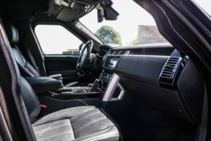 Immagine 24/30 di Land Rover Range Rover Autobiography SDV8 (2016)