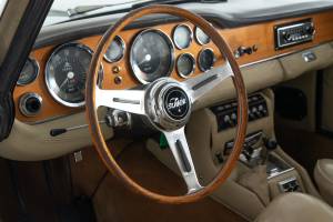 Image 33/48 of ISO Rivolta 300 (1966)