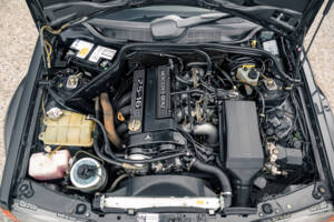 Bild 48/53 von Mercedes-Benz 190 E 2.5-16 (1991)