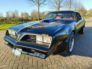 Bild 1/8 von Pontiac Firebird TransAm (1977)