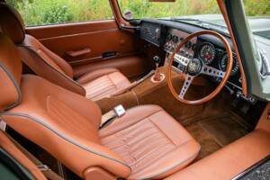 Image 2/41 de Jaguar E-Type (2021)