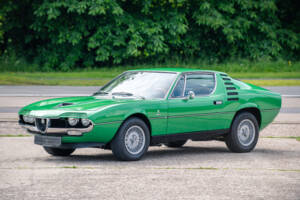 Image 4/27 of Alfa Romeo Montreal (1972)