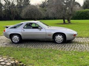 Imagen 10/33 de Porsche 928 S4 (1988)