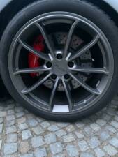 Image 12/13 of Porsche Cayman GT4 (2016)