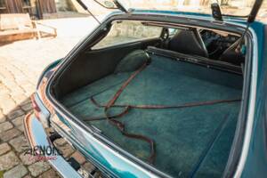 Image 33/34 de Volvo 1800 ES (1973)