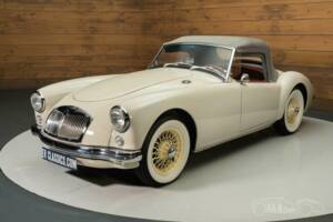 Imagen 11/19 de MG MGA 1500 (1956)