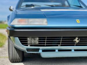 Bild 8/54 von Ferrari 365 GT4 2+2 (1975)