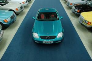 Immagine 2/50 di Mercedes-Benz SLK 230 Kompressor (1998)