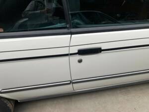 Image 3/34 de BMW 325i (1987)