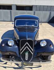 Image 19/47 of Citroën Traction Avant 11 B (1955)