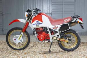 Imagen 2/33 de Honda DUMMY (1985)