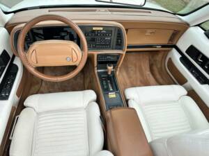 Image 4/5 of Buick Reatta (1991)