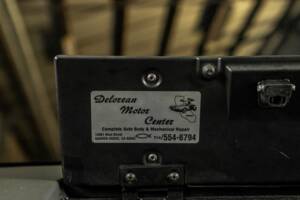 Image 52/66 of DeLorean DMC-12 (1981)