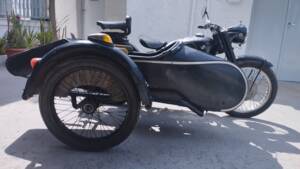 Immagine 2/11 di BMW R 25 (1954)