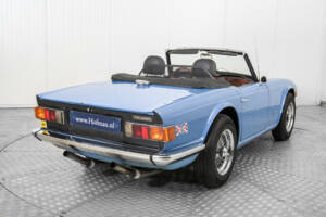 Immagine 27/50 di Triumph TR 6 (1973)